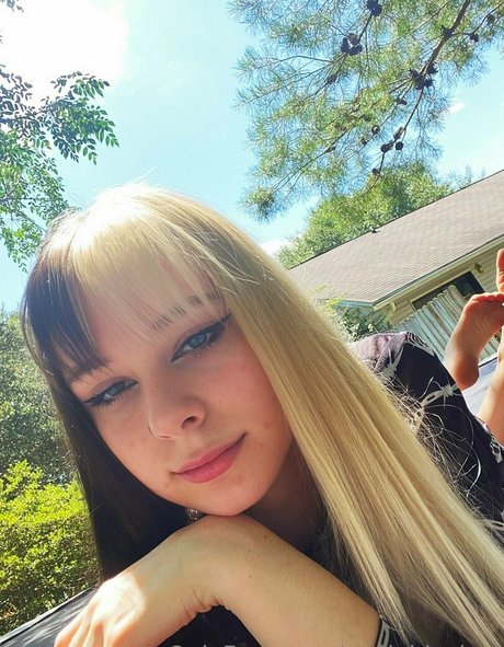 stellablackxo model beautiful photos