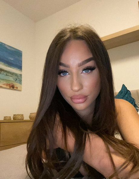 milf fake tits onlyfans naked archive