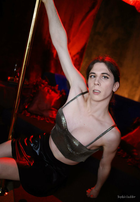 sophieladder top actress photos