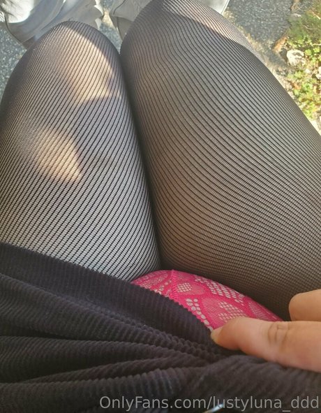 lustyluna ddd pornographic star pic