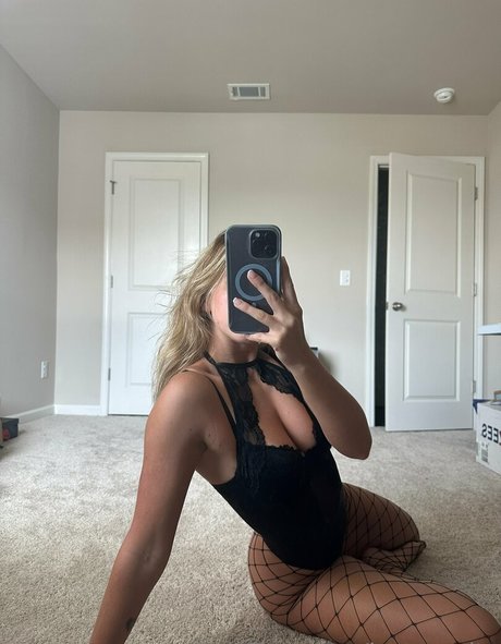 Sen City star erotic pictures