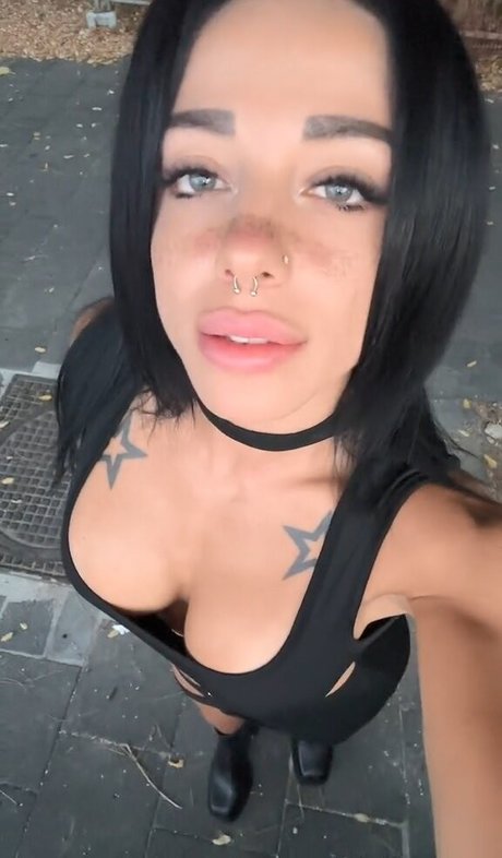 imviolet_ model best pic