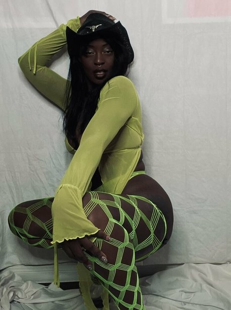 Deebott erotic star images