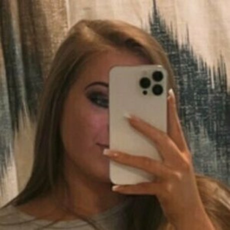 Keriii00 pornstar sex images