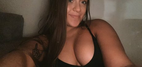 Keriii00 sexy pornstar pics