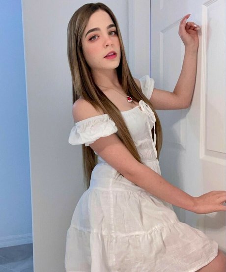 Staryuuki nude actress archive