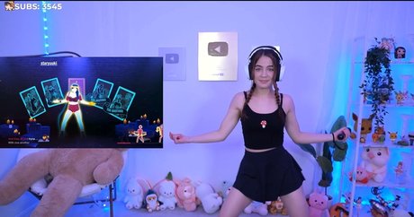 Staryuuki pornstar exclusive pictures