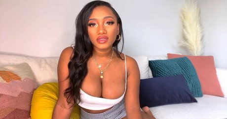 Worship India model exclusive pictures