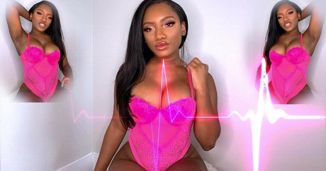 Worship India nude pornstar image