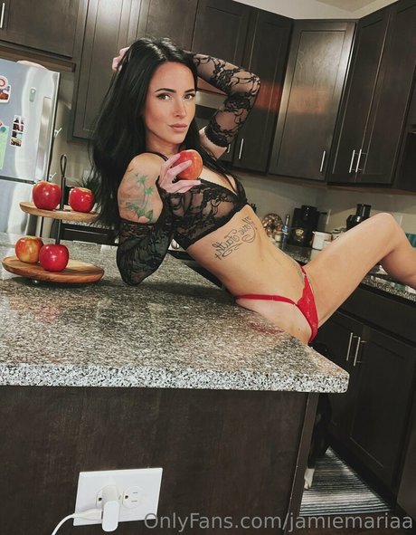 Jamiemariaa xxx pornstar photo