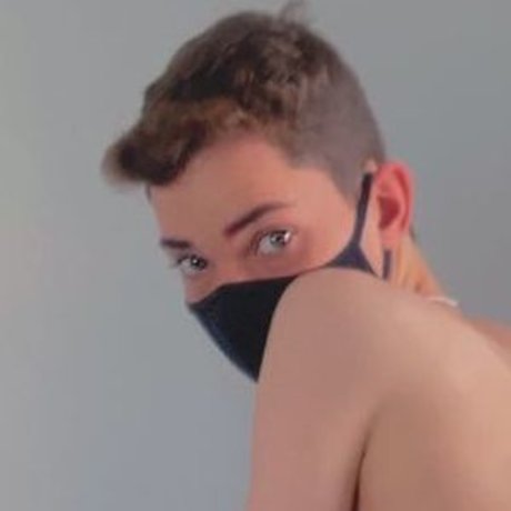 Femboyzx_ model top images