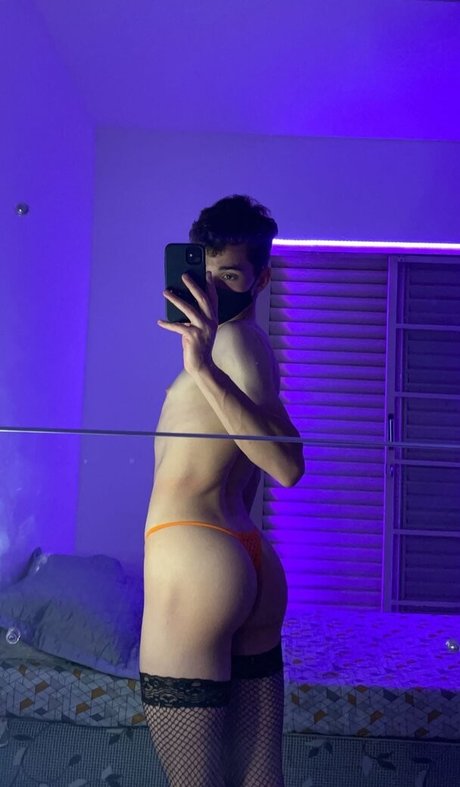 Femboyzx_ porn actress photos