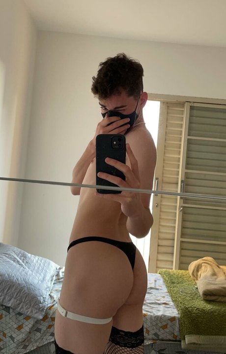 Femboyzx_ nudes actress gallery