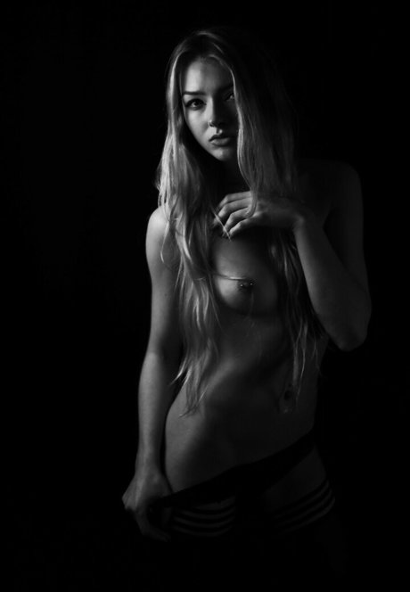 Alice Neale perfect star photos