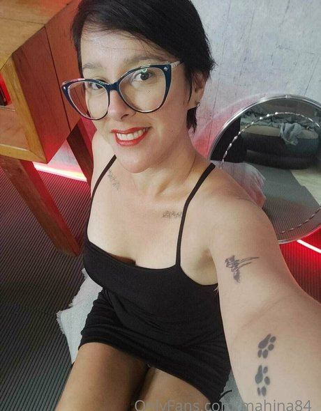 mahina84_ model erotic galleries