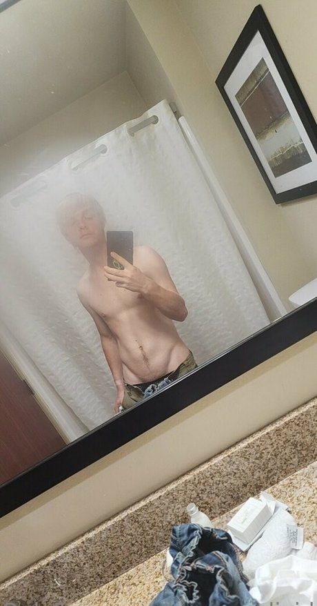 keeganislivid model top photos