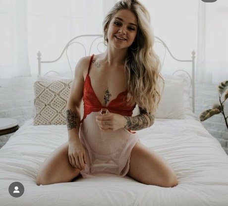 Caseylynnn r star nudes photo