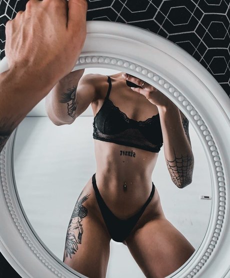 withered rose sex actress pic