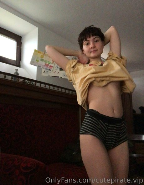 cutepirate vip pornstar beautiful pic