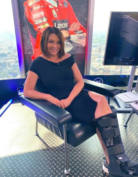 Suzi Perry erotic star photo