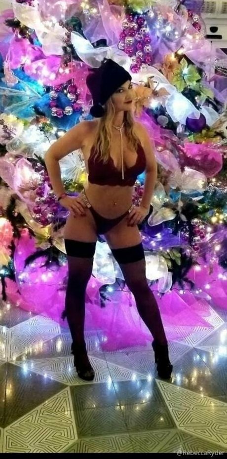 therebeccaryder star galleries