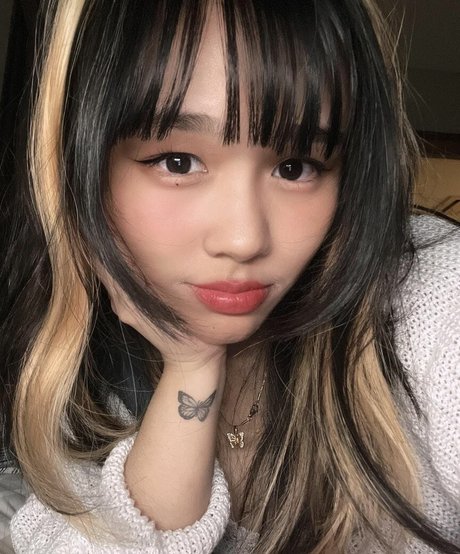 sadparu xxx model photos