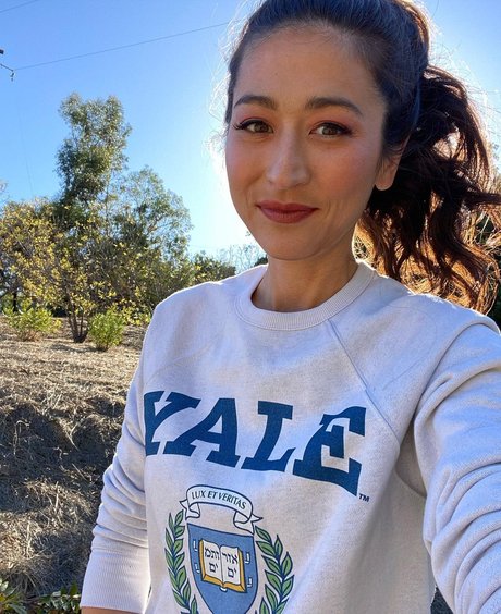 Mina Kimes star sexy photos