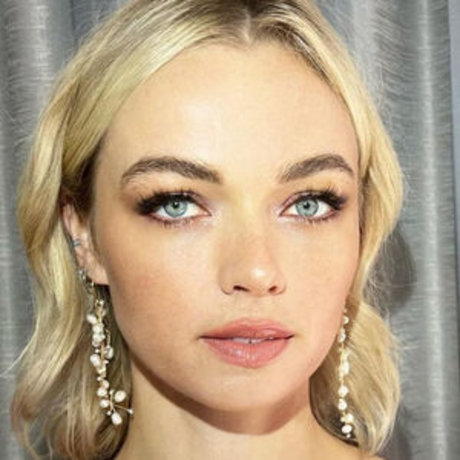 Jess Bush nudes model photos