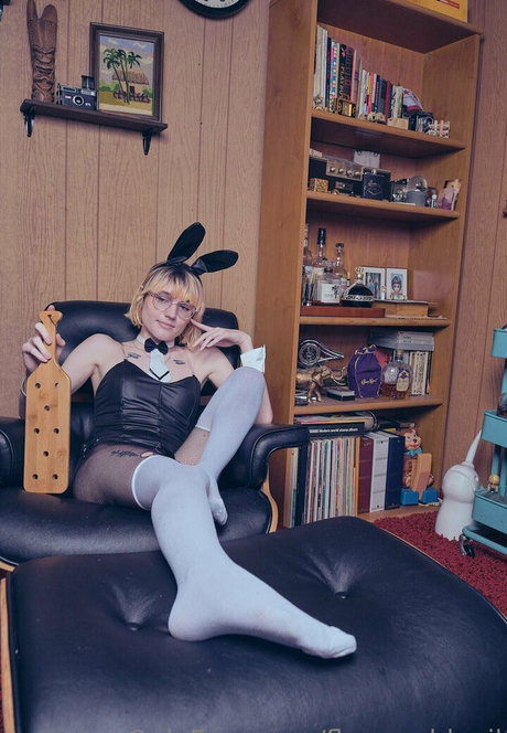 flammableoil sexy actress image