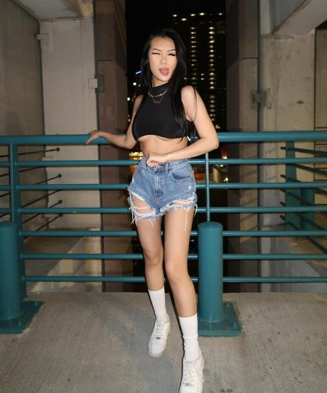 babeychar star pornographic pics