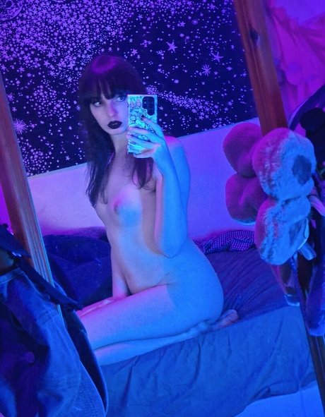 Badendbitch porn model photo