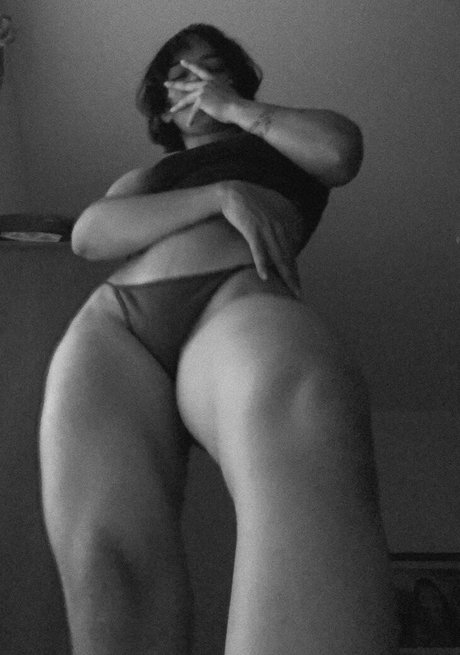 Buff mariam star free pic