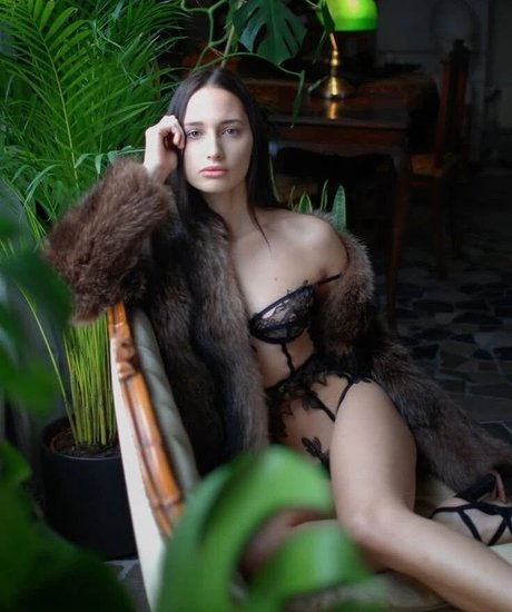 Paula Szenejko nude star picture