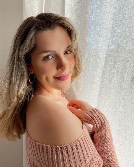 Olivia Herdt free actress pictures