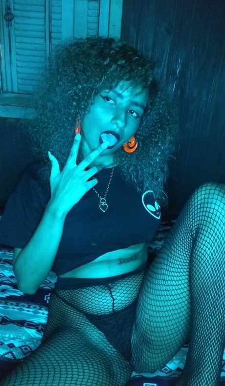 Laysla Jack star adult pictures