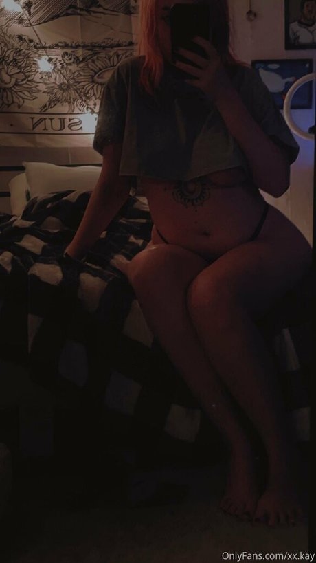 xx kay model top photo