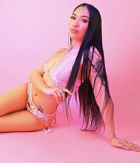 foreignlotus pornstar hot images