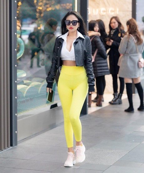 Echo Yue star erotic photos