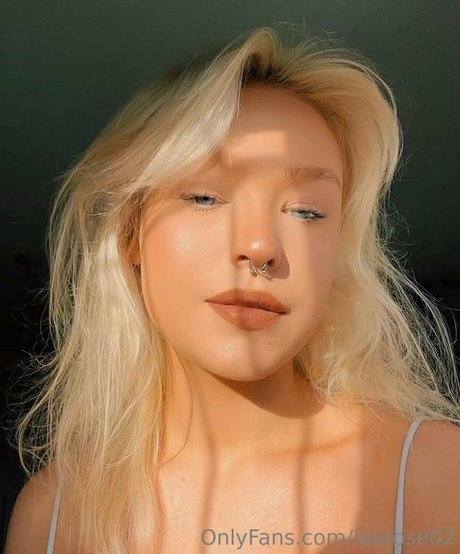 leorose02 exclusive pornstar images