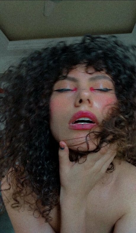 athaiss star sex galleries