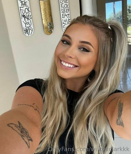 willowclarkk pornstar nude pictures