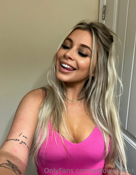 willowclarkk star porn photo
