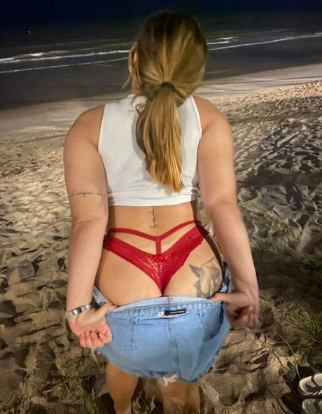 Duda Marley model naked pic