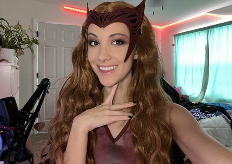 Echochlo xxx model photo