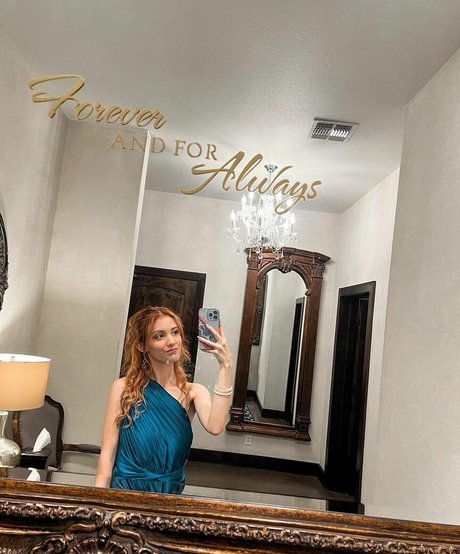 Echochlo pretty pornstar images