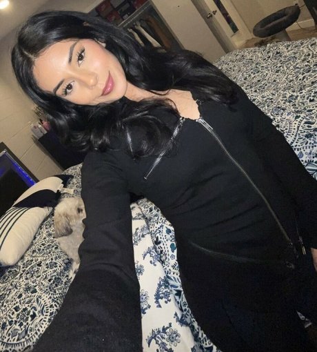 itssm1rks porn model image