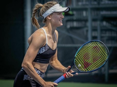 Eugenie Bouchard art actress pictures