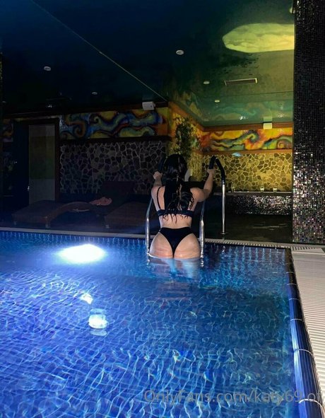 katy69 of high quality actress image