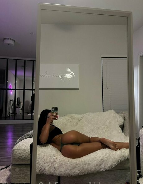 Chloe Swain Profile pic