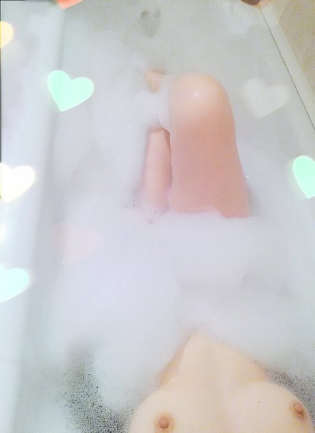 Olya Holmes best actress pics